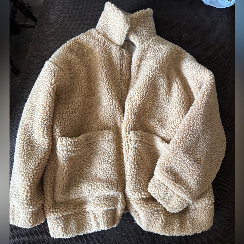I AM GIA Cozy Teddy Sherpa Jacket in Cream